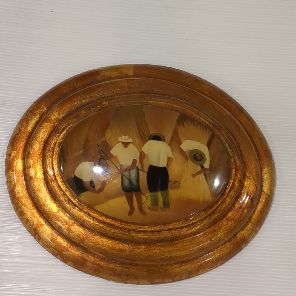 Hand-Painted Gold Pastoral Oval Wall Plaque.